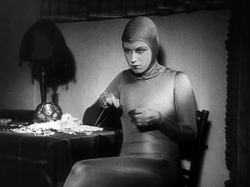 image du film COMPRESSION LA PERLE DE HENRI D'URSEL.